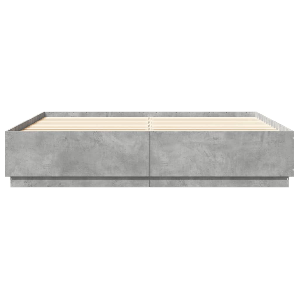 Cadru de pat cu lumini LED gri beton 200x200 cm lemn prelucrat GartenMobel Dekor