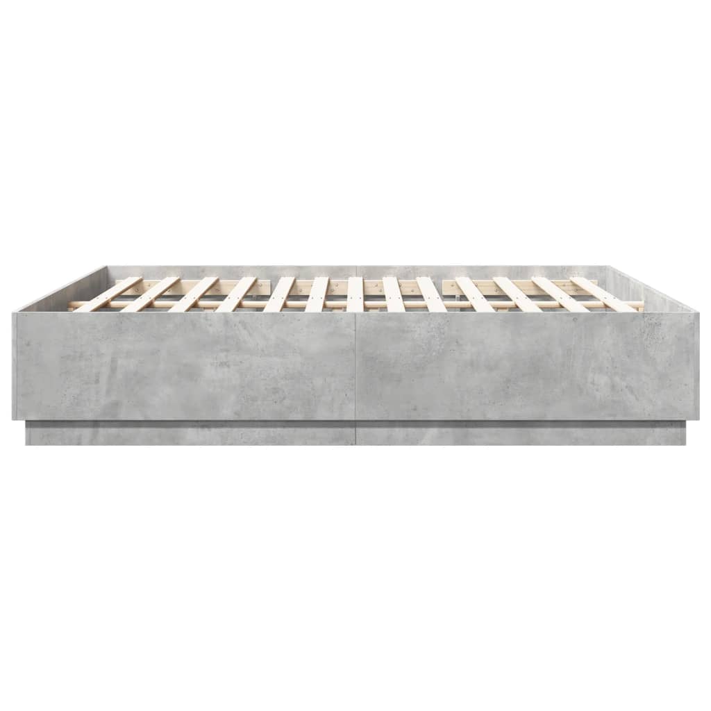 Cadru de pat cu lumini LED gri beton 200x200 cm lemn prelucrat GartenMobel Dekor