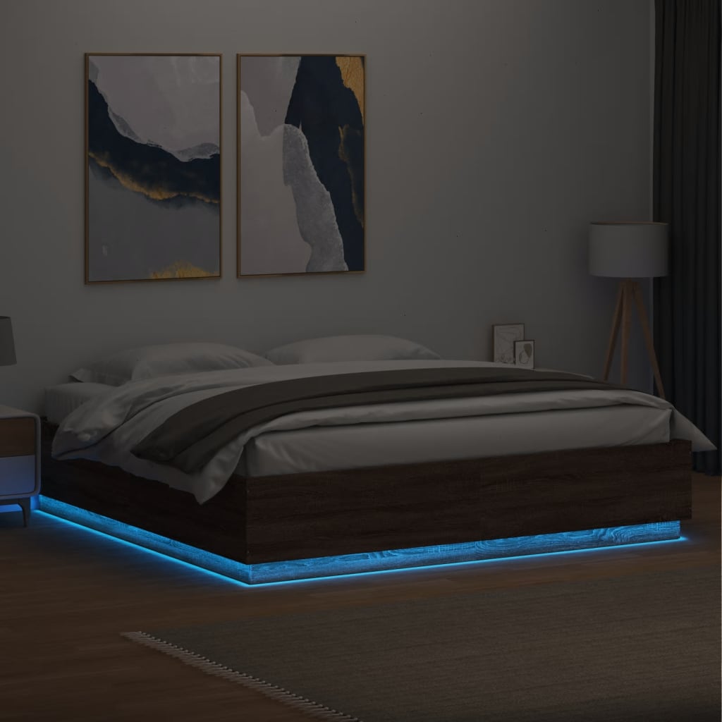 Cadru de pat cu lumini LED stejar maro 200x200cm lemn prelucrat GartenMobel Dekor