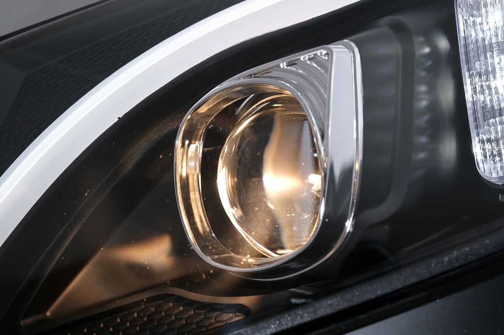 Faruri LED Mercedes C-Class W205 S205 A205 C205 (2014-2018) Negru Semnal Dinamic Secvential Performance AutoTuning