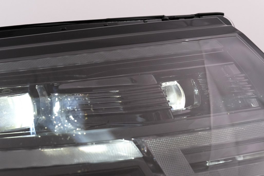 Pachet Exterior Range Rover Vogue L405 (2013-2017) Ampatament Scurt SWB SVO Design Performance AutoTuning