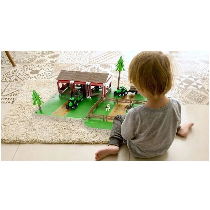 Set de joaca ferma cu utilaje agricole si animale, 102 piese, 54 x 62 x 20 cm MultiMark GlobalProd