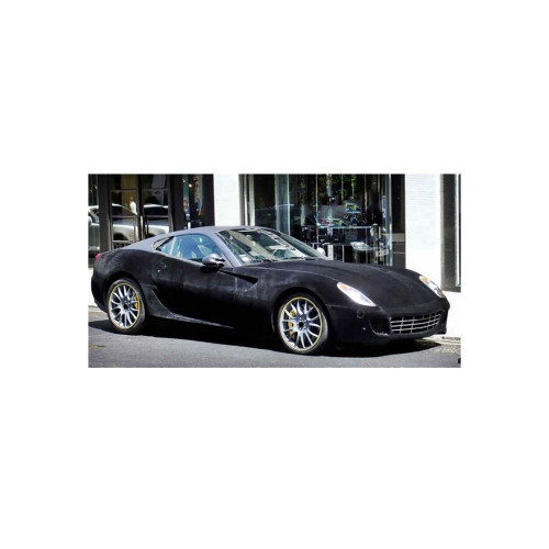 Folie auto catifea de culoare neagră, cu tehnologie anti-bule, dimensiuni 1m x 1,37m Cod: RB-06 Automotive TrustedCars