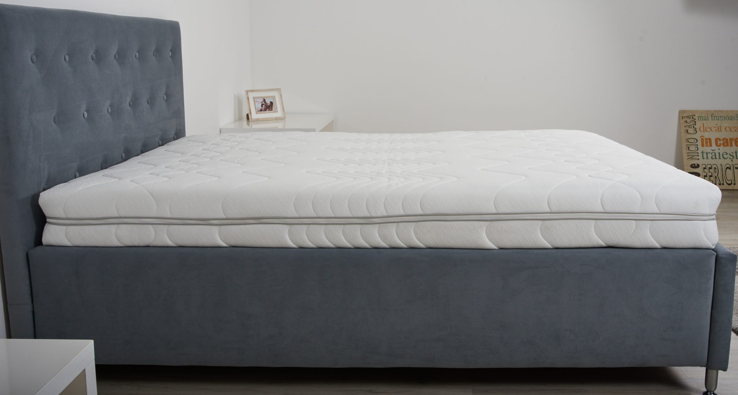 Saltea cu spuma poliuretanica Somnart Optimax Ortopedic 140x200, inaltime 18 cm, ortopedica, husa detasabila si lavabila, rulata, fermitate medie Relax KipRoom