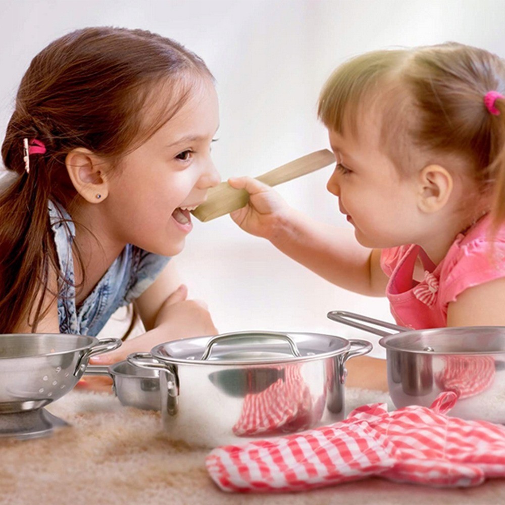 Set accesorii bucatarie pentru copii, sort, vase si ustensile de gatit, 12 elemente MultiMark GlobalProd