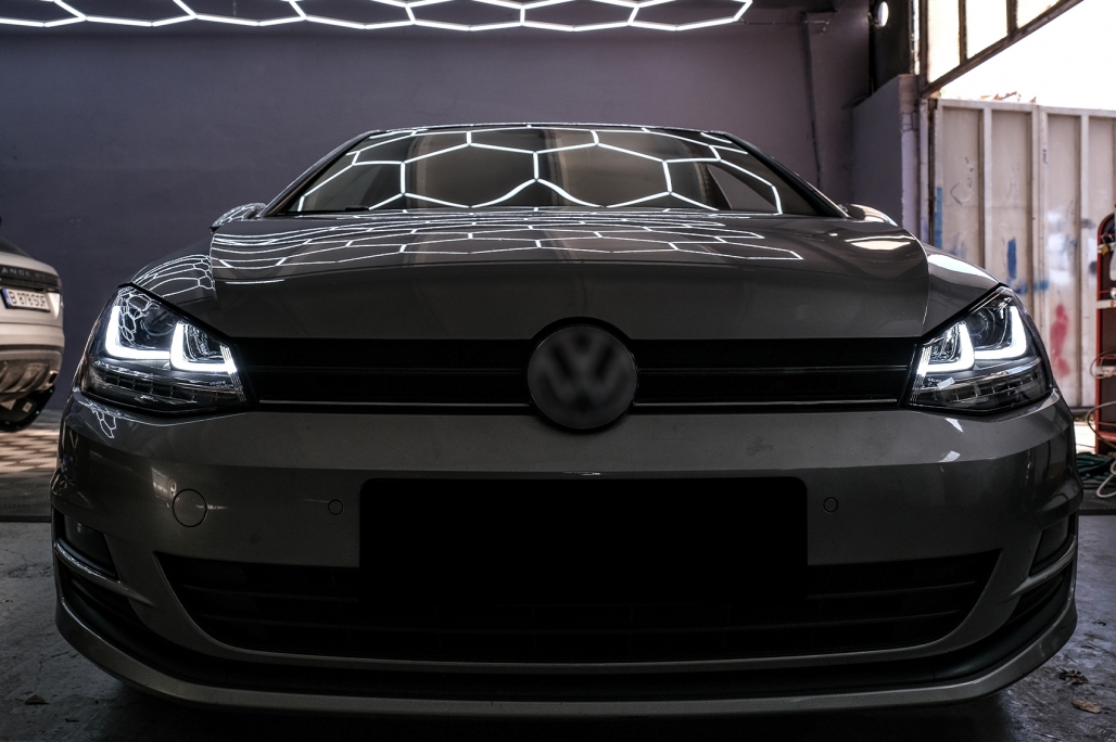 Faruri 3D LED VW Golf VII (2012-2017) R-Line LED Semnalizare Dinamica Performance AutoTuning