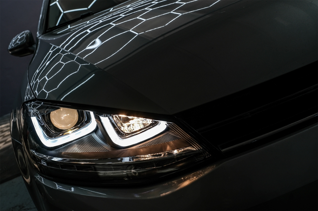 Faruri 3D LED VW Golf VII (2012-2017) R-Line LED Semnalizare Dinamica Performance AutoTuning