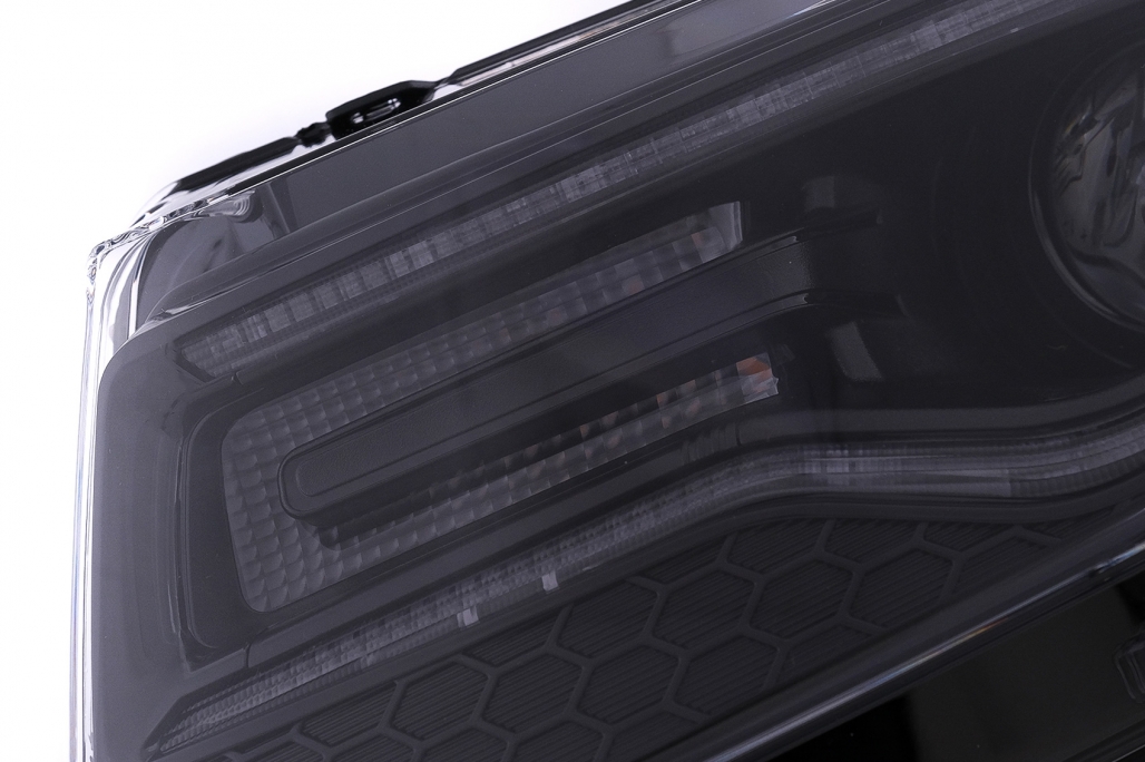 Faruri LED Jeep Grand Cherokee IV WK2 (2011-2013) Semnal Dinamic Performance AutoTuning