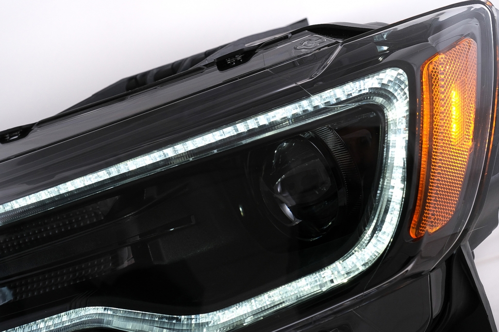Faruri LED Jeep Grand Cherokee IV WK2 (2011-2013) Semnal Dinamic Performance AutoTuning