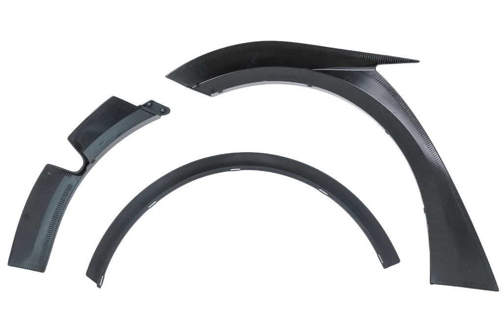 Pachet Exterior Complet de Extensii Tesla Model 3 (2017-2022) Prelungire Bara Fata cu Difuzor de aer si Eleron Negru Lucios Performance AutoTuning