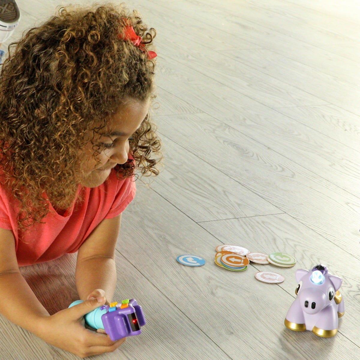 Joc de codare - Aventurile unicornului Skye PlayLearn Toys