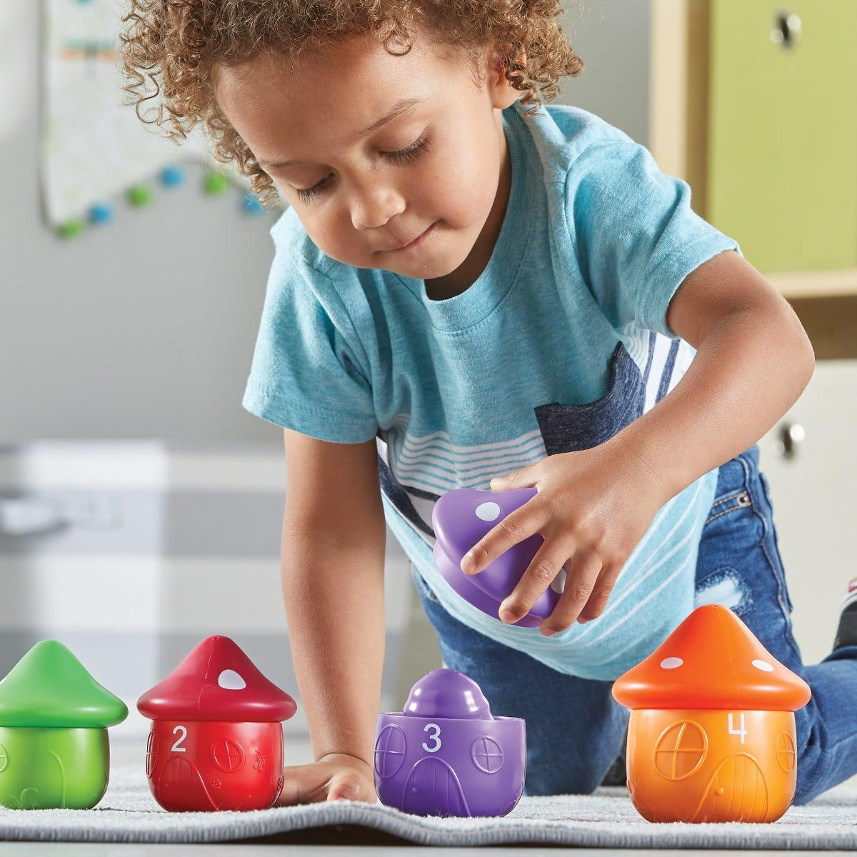 Joc pentru sortat si numarat - Casutele piticilor PlayLearn Toys