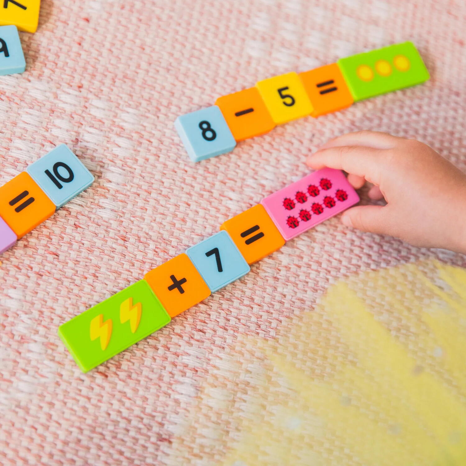 Domino matematic - Adunari si scaderi PlayLearn Toys