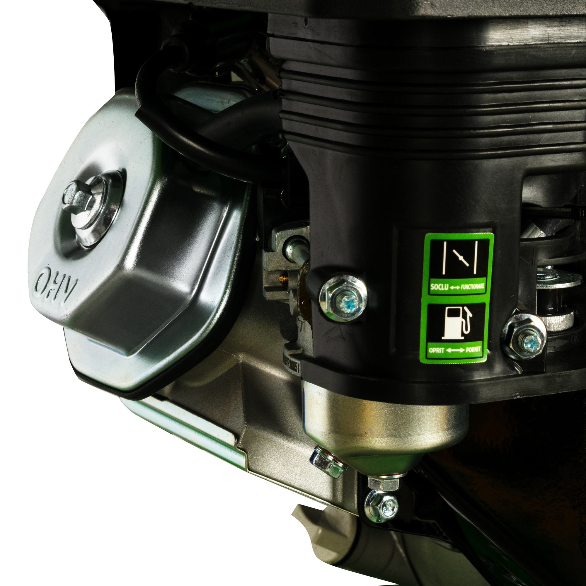 Tocator crengi Micul Fermier, motor benzina 18CP, diametru maxim de taiere Ø120mm, cu carlig de remorcare, pentru brichete FarmGarden AgroTrade