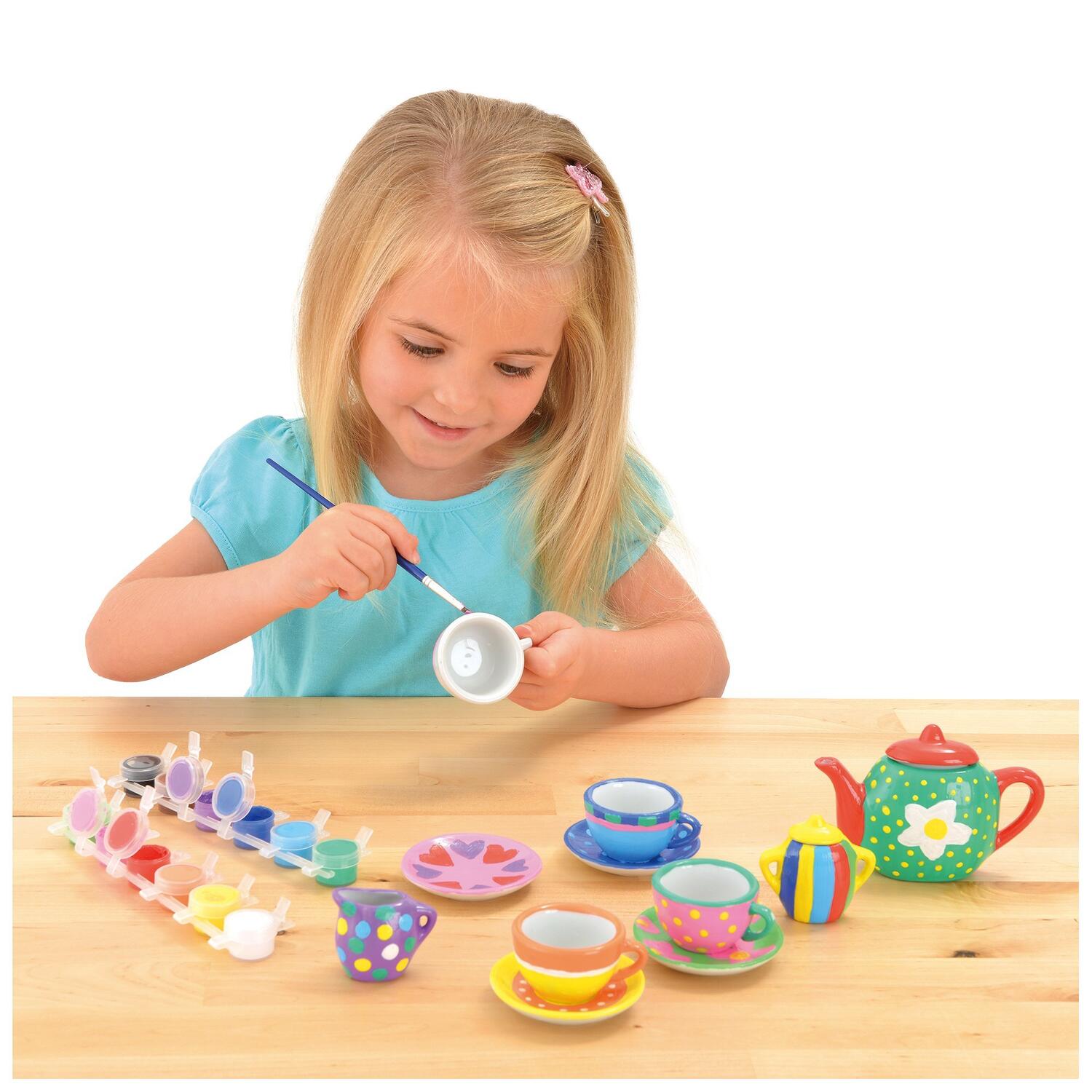 Set ceramica: Picteaza un set de ceai PlayLearn Toys