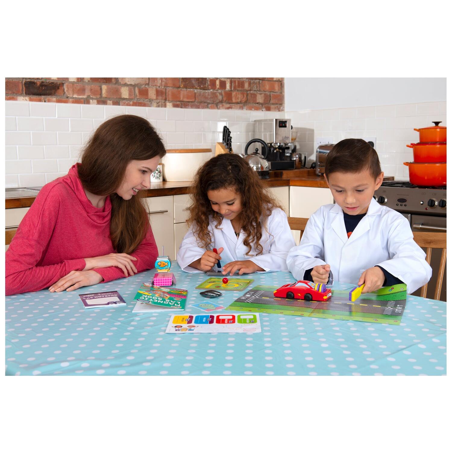 Set experimente - Magnetic Lab PlayLearn Toys