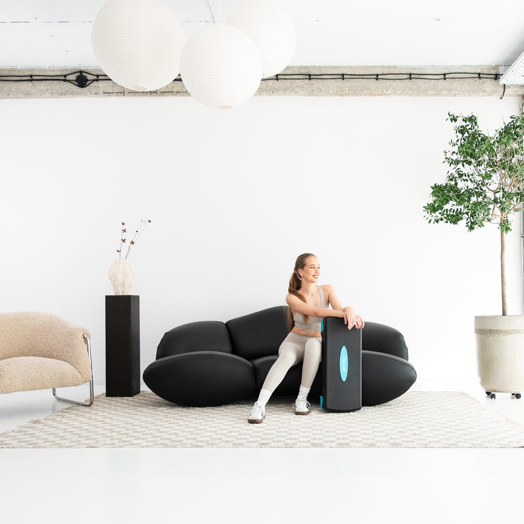 Banca aerobic HMS AS002, negru/menta FitLine Training