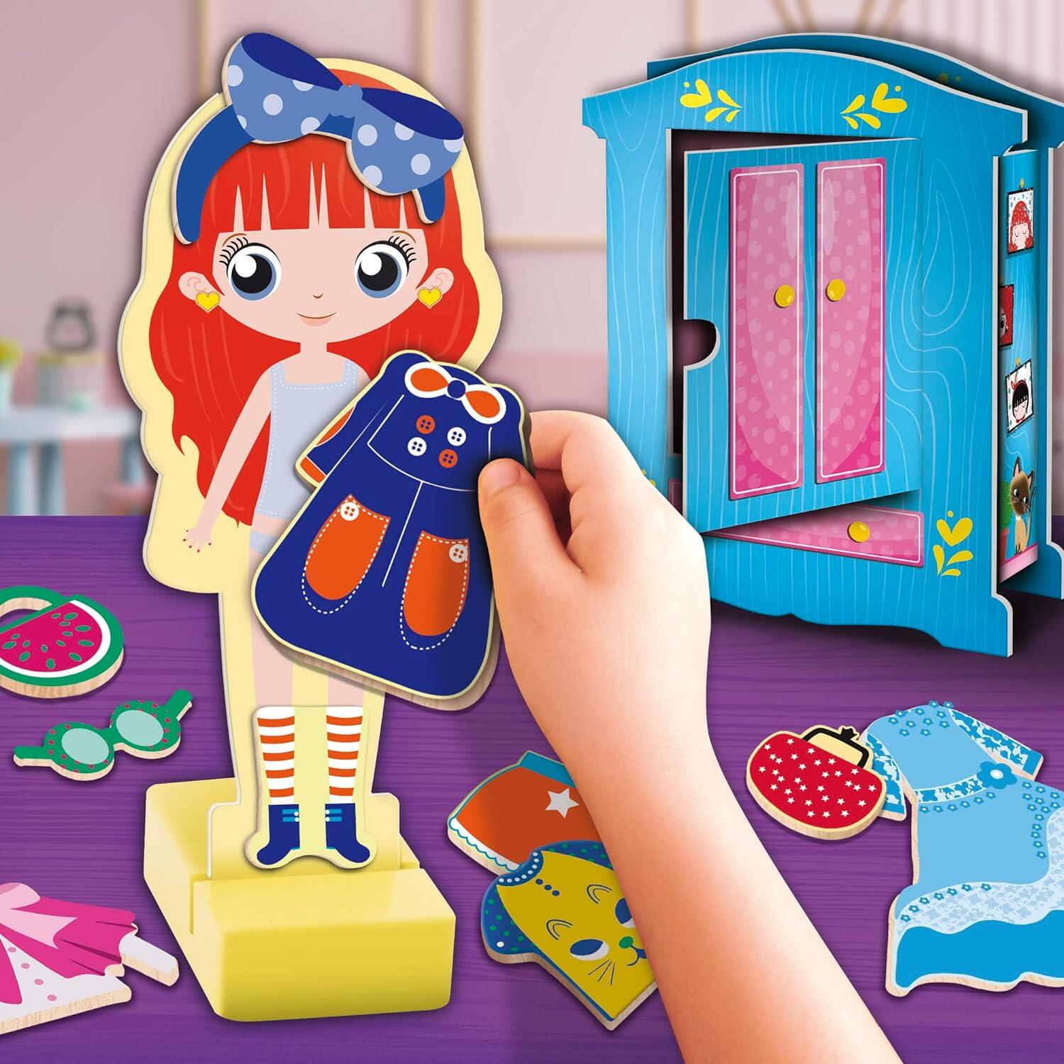 Joc magnetic Montessori - Parada modei PlayLearn Toys