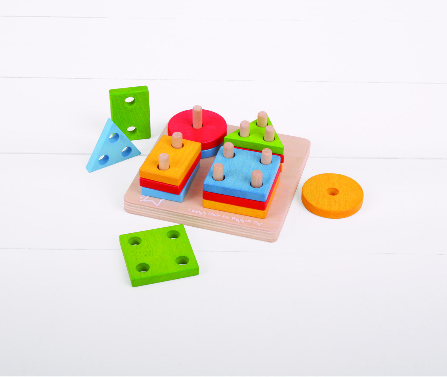 Joc de sortare - 4 forme geometrice PlayLearn Toys