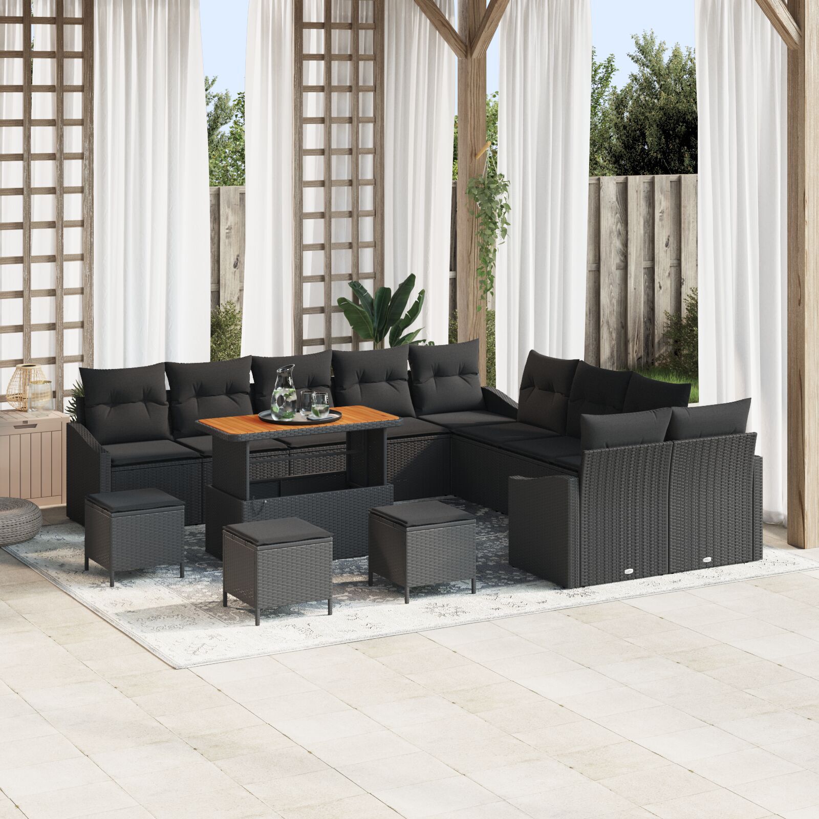 Set de sofa de grădină cu 13 piese cu perne Negre Ratan poli Acacia, Sofa de grădină cu 2 locuri cu spațiu de depozitare & perne Negre din ratan poli, Set de dining de grădină cu 3 piese cu perne Negre Ratan poli Acacia GartenMobel Dekor