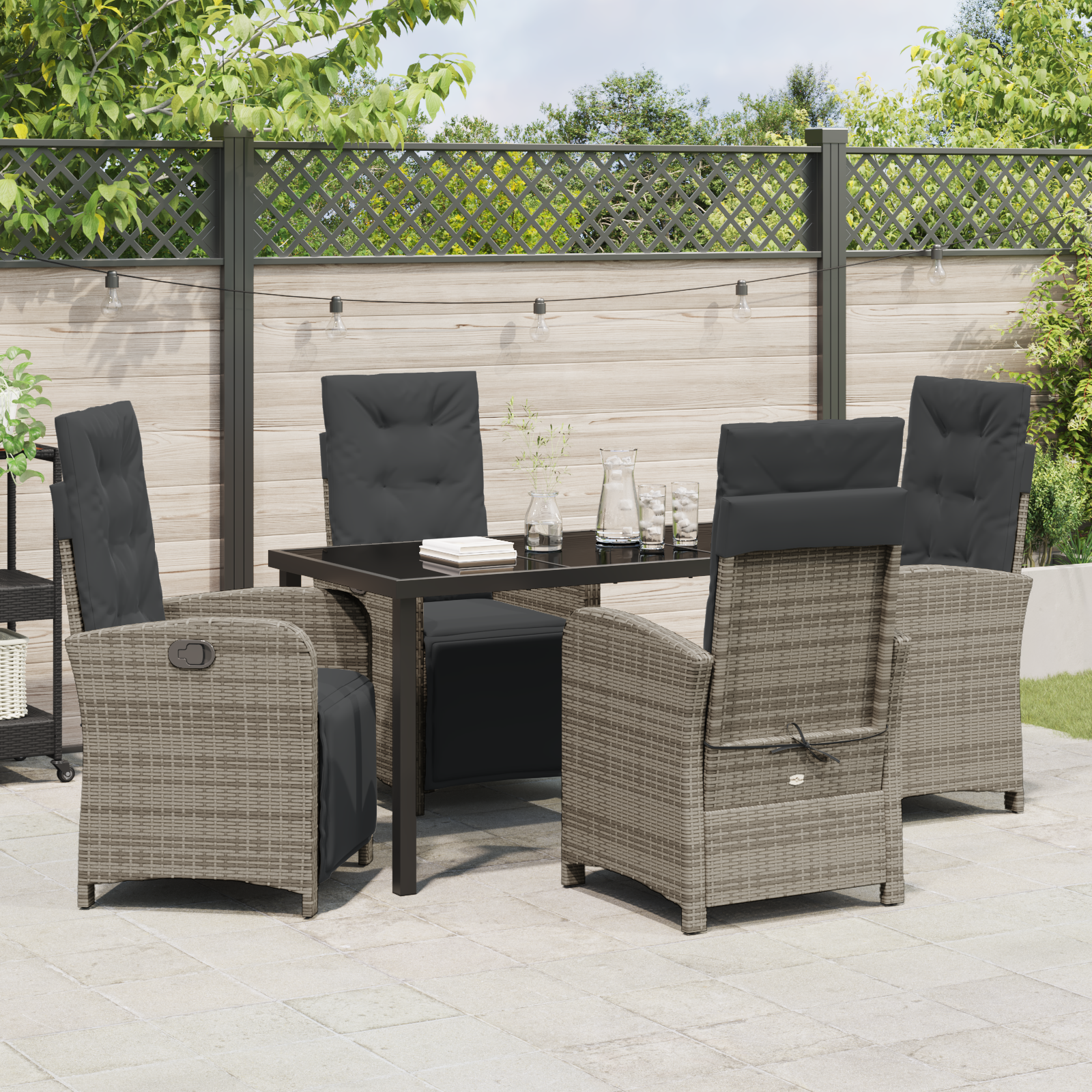 Set de dining pentru grădină cu 5 piese și perne din ratan sintetic gri, Masa de grădină  Black 140x80x73 cm din sticlă pentru fumat GartenMobel Dekor
