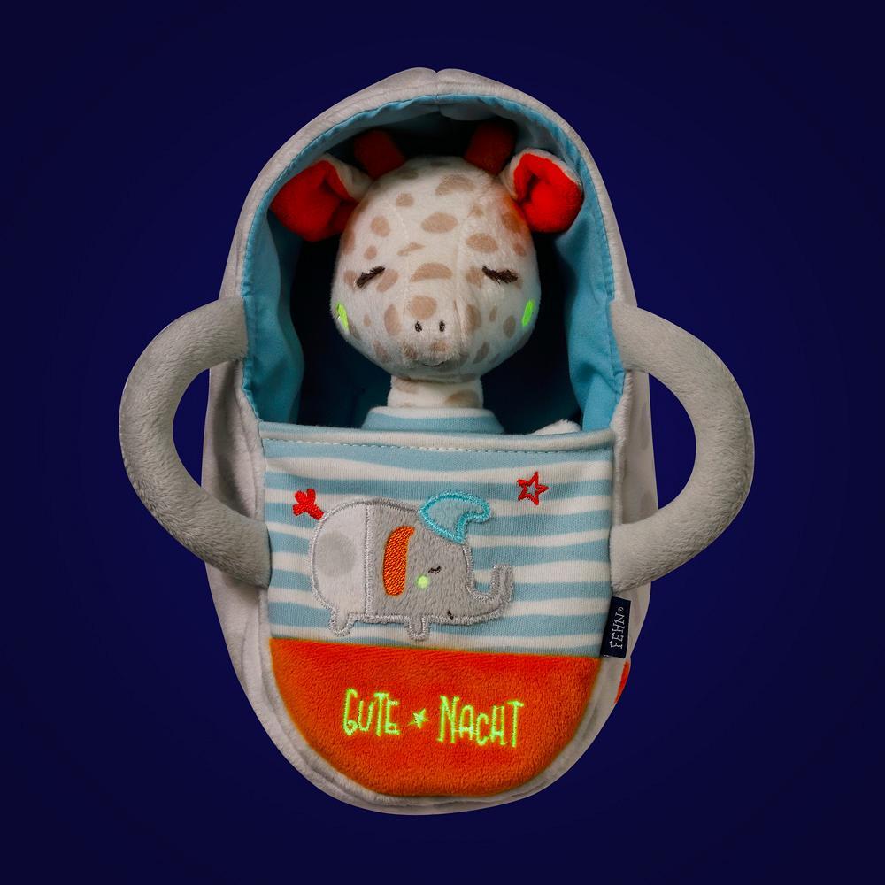 Jucarie de plus - Girafa somnoroasa in cosulet PlayLearn Toys