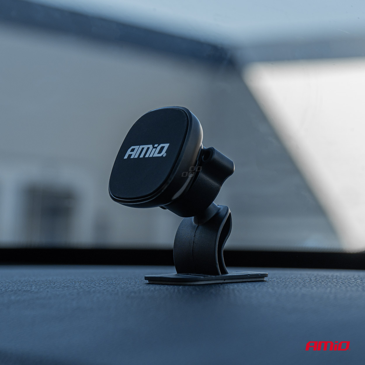 Suport auto magnetic cu montare pe bord sau alte suprafete plane AMIO Polonia AutoDrive ProParts