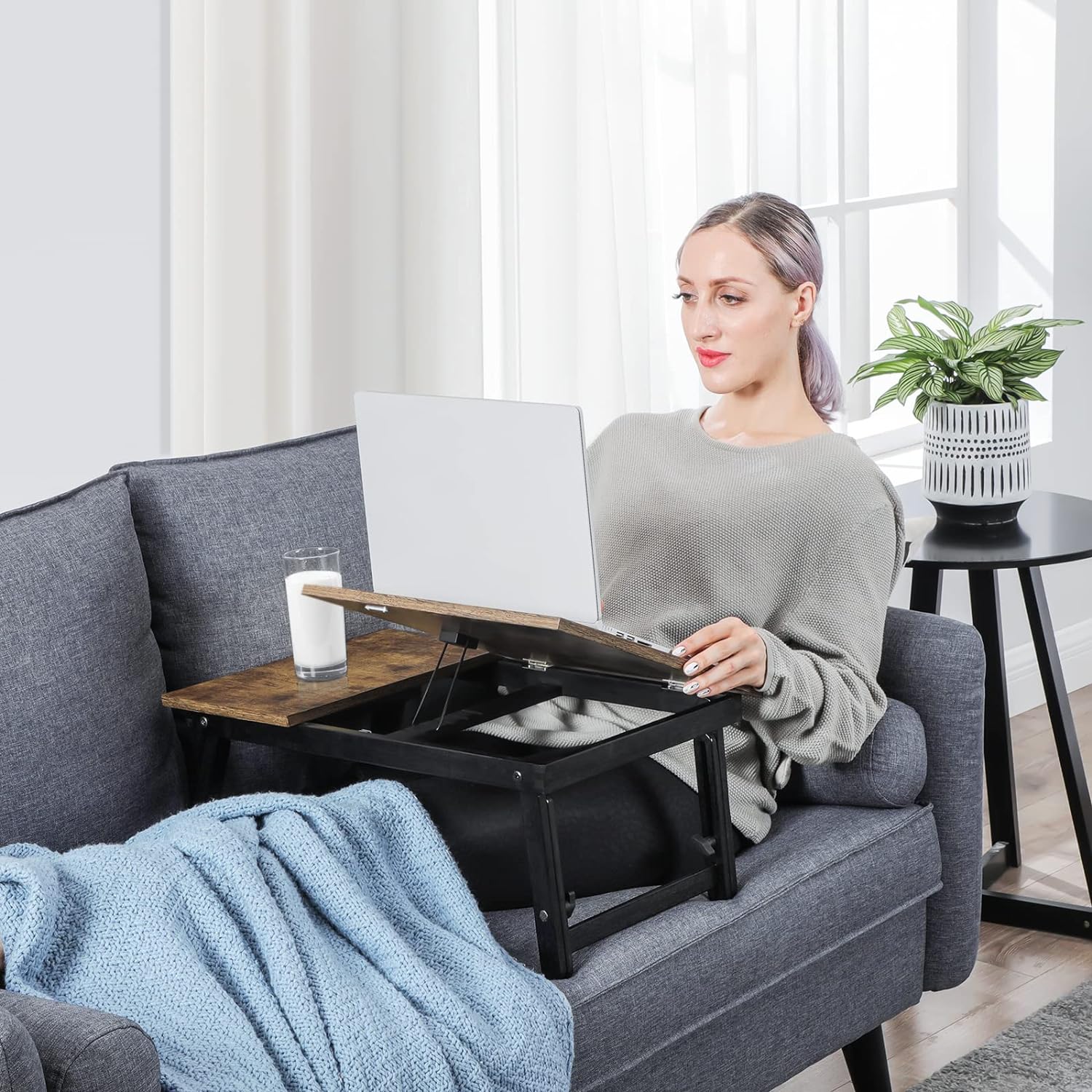 SONGMICS Masa de pat pentru laptop, plabila si reglabila, 55x35x23 cm, maro Household NewTrend