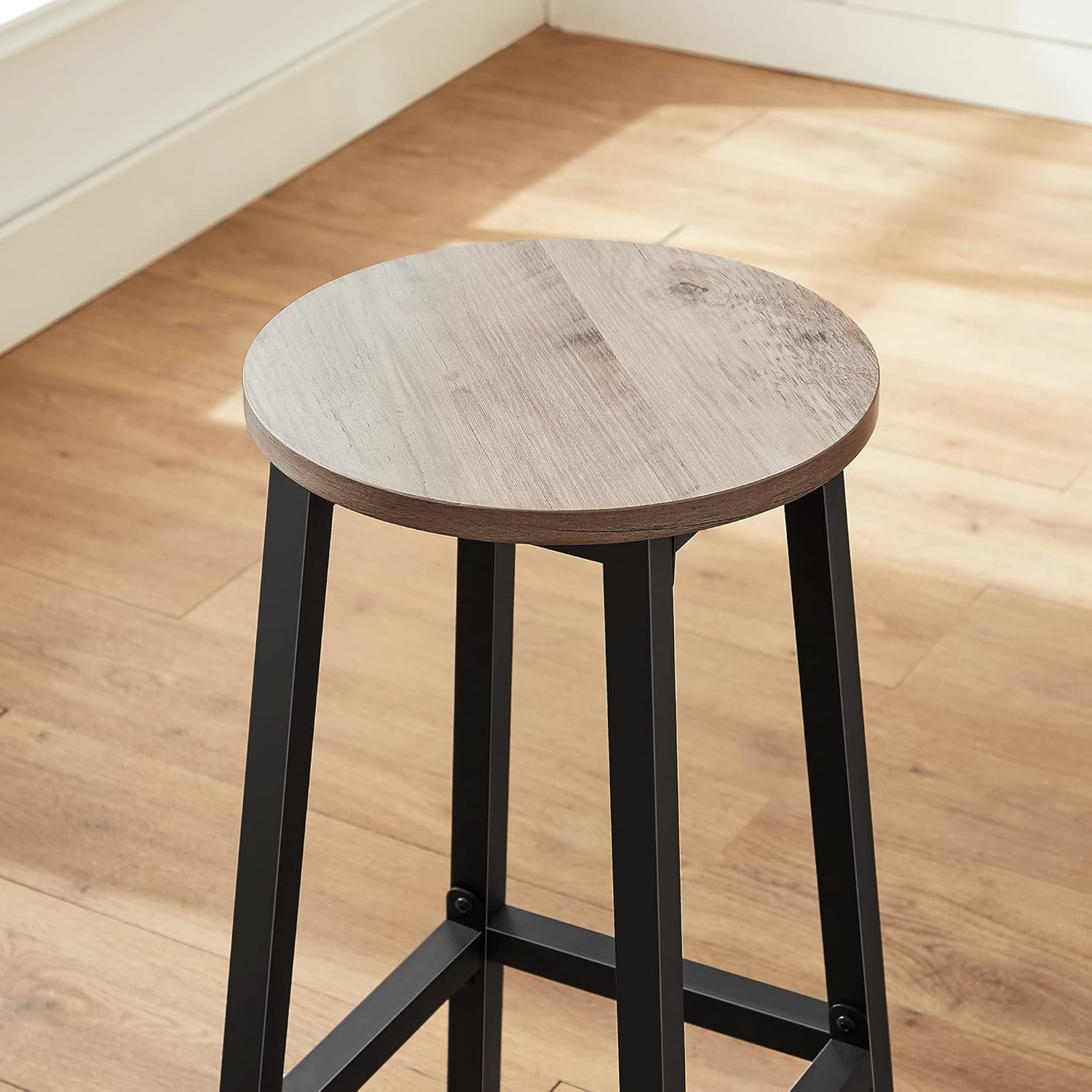 VASAGLE Set 2 scaune bar inalte, sezut rotund, cadru din otel, inaltime 65 cm, stil industrial, gri Household NewTrend