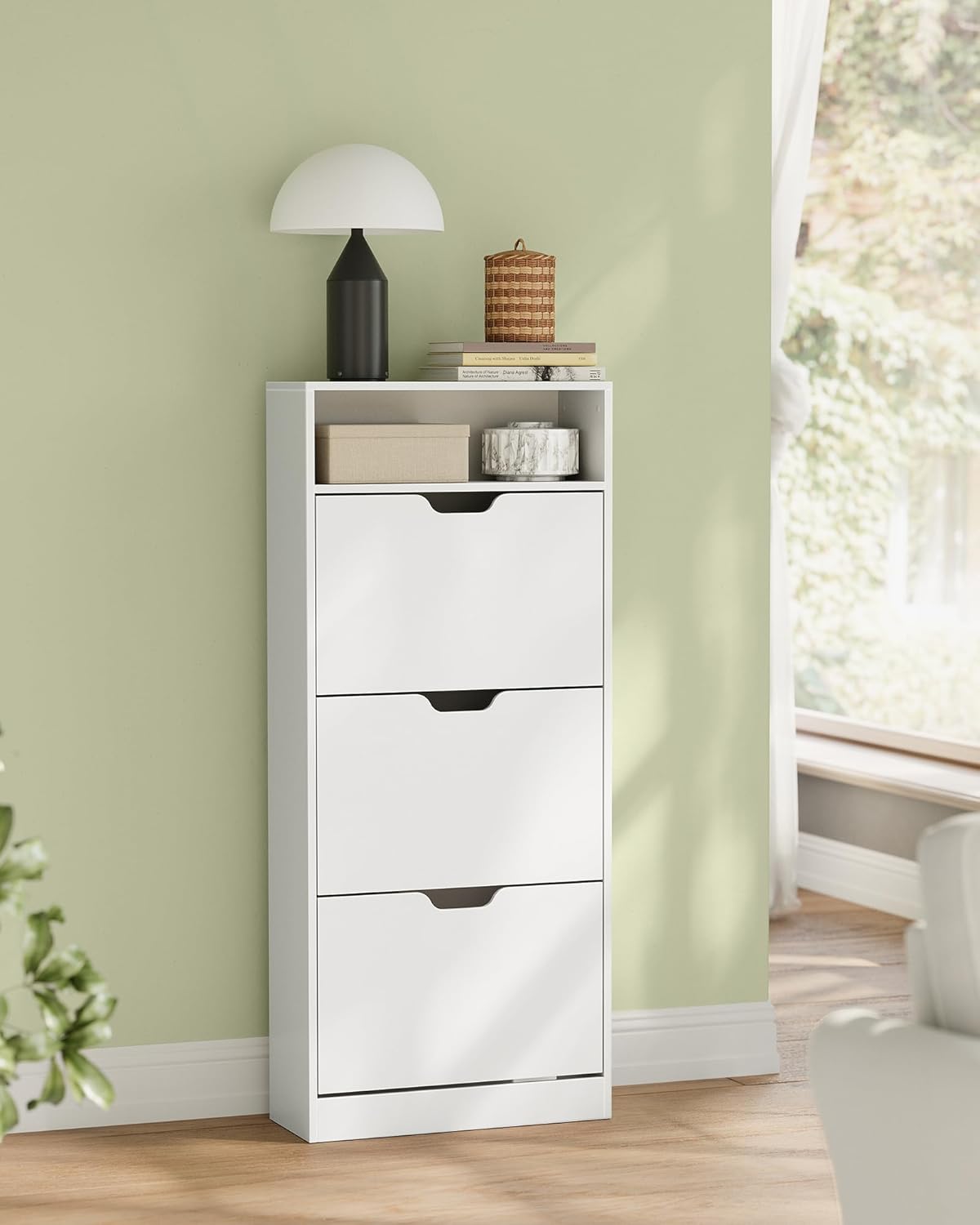 VASAGLE Dulap pantofi cu 3 usi rabatabile, pentru 14-18 perechi, 60x24x130 cm, alb Household NewTrend