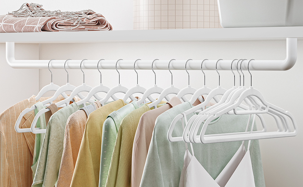 SONGMICS Set de 50 de umerase pentru haine, anti-alunecare cu catifea, bara de cravata si carlig pivotant, 43,5 cm, alb Household NewTrend