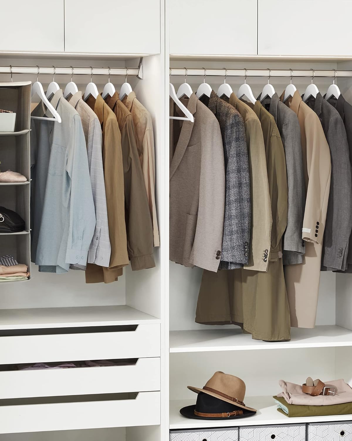 SONGMICS Set de 20 umerase din lemn, cu bara anti-alunecare pentru pantaloni, carlig pivotant la 360°, 45cm, alb Household NewTrend