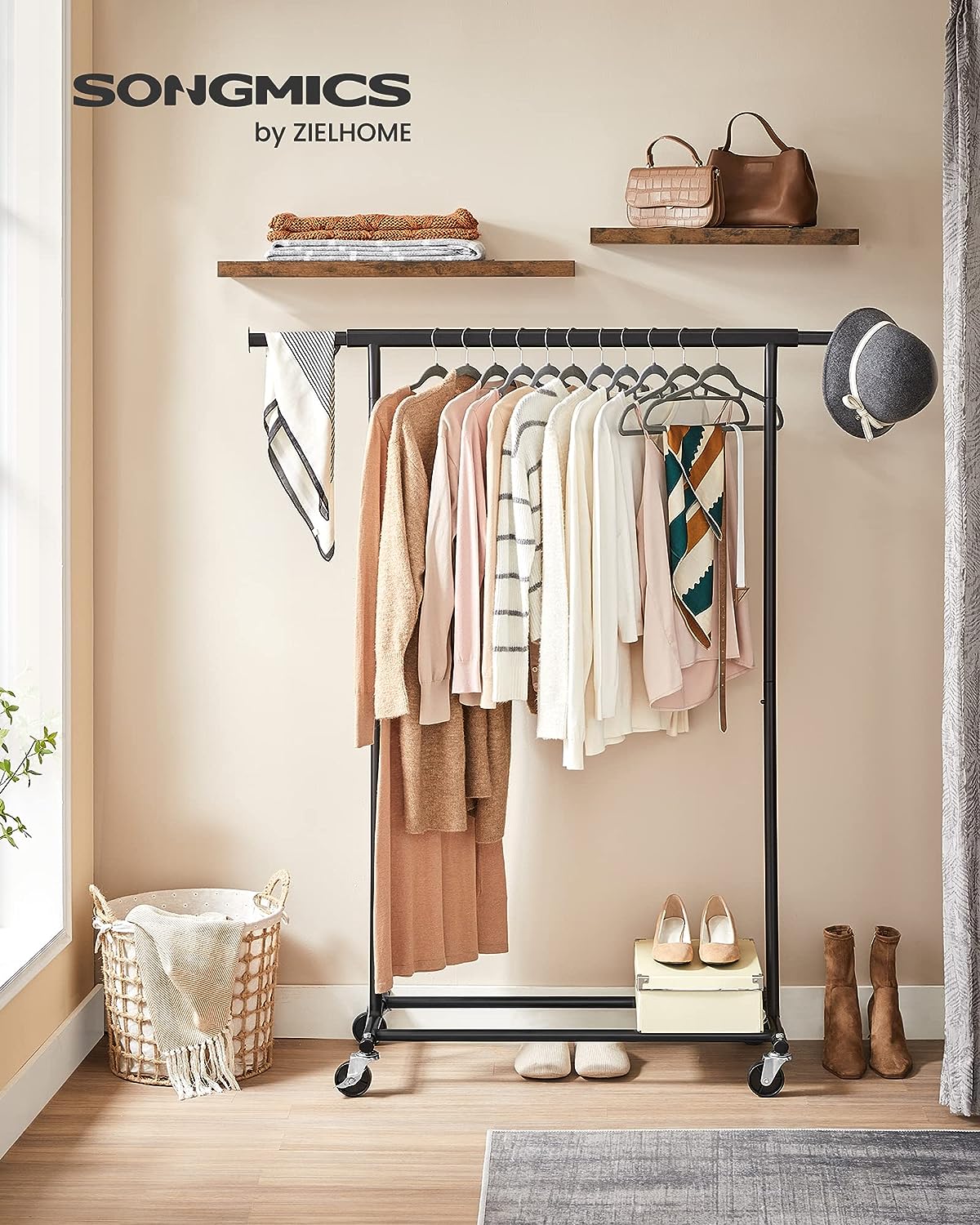 SONGMICS Suport pentru haine cu sina superioara extensibila, pe roti, reglabil pe latime, 45x(92-132)x160cm, negru Household NewTrend