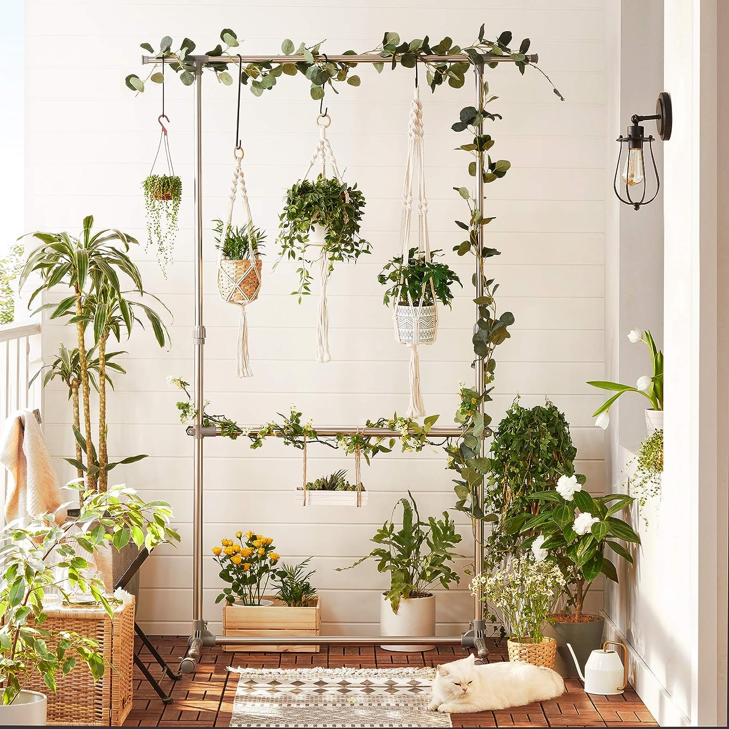 SONGMICS Suport pentru haine cu sina superioara extensibila, pe roti, reglabil in inaltime 113-198cm, argintiu Household NewTrend