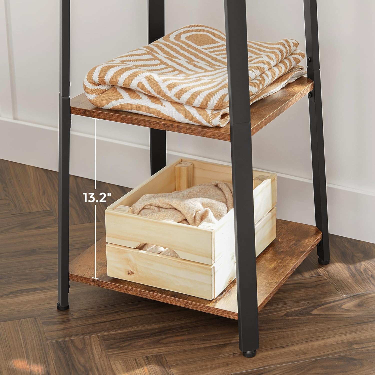 VASAGLE Cuier de haine cu 3 rafturi, suport cu carlige, din otel, 43x43x180 cm, stil industrial, maro rustic si negru Household NewTrend