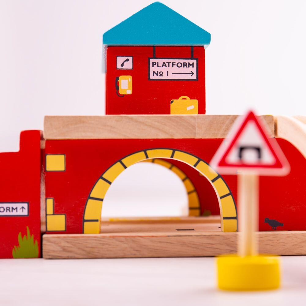 Statie supraterana PlayLearn Toys