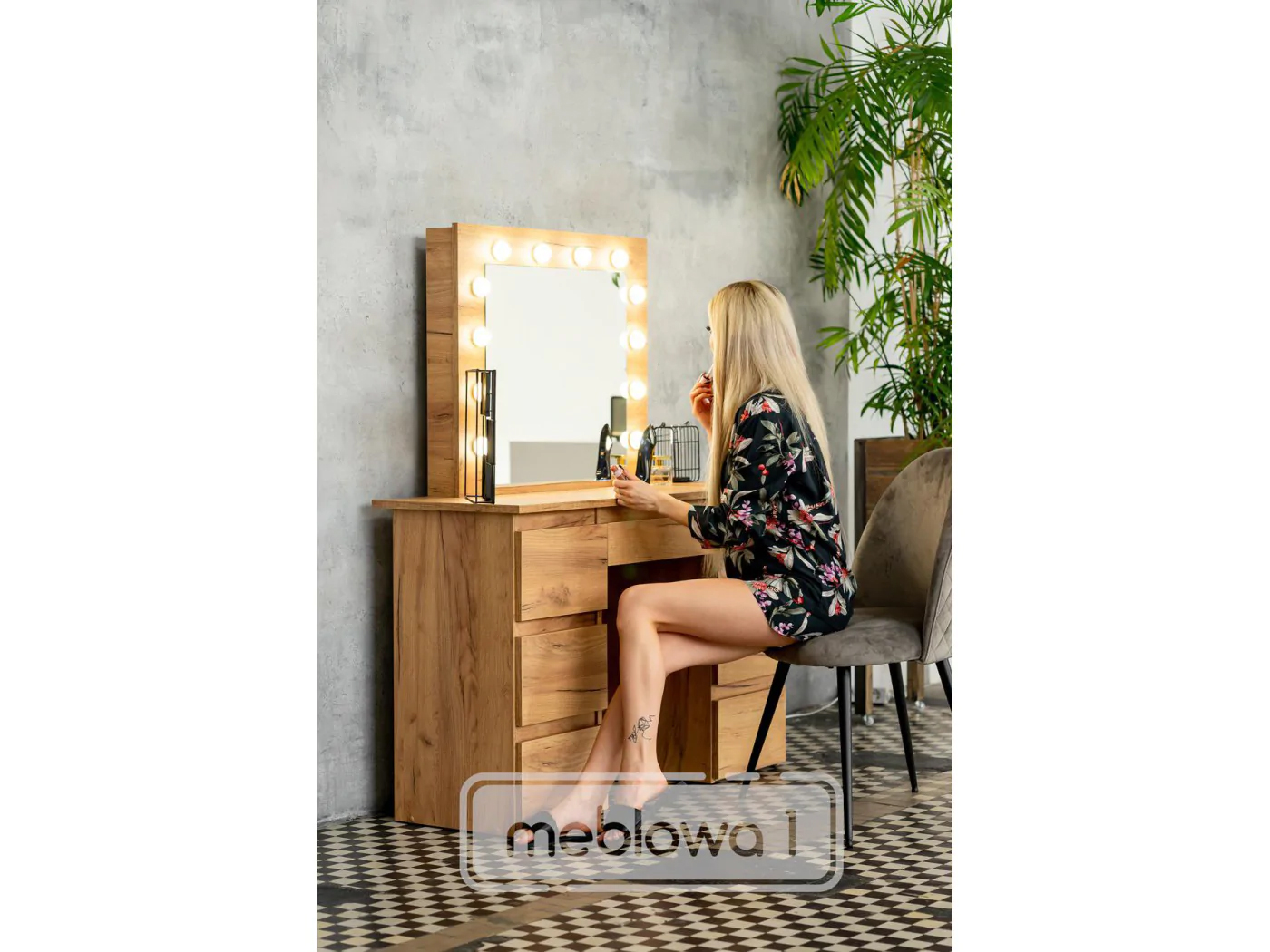 Masa de toaleta si machiaj cu oglinda LED si 7 sertare, 120x43x140 cm, craft Household NewTrend
