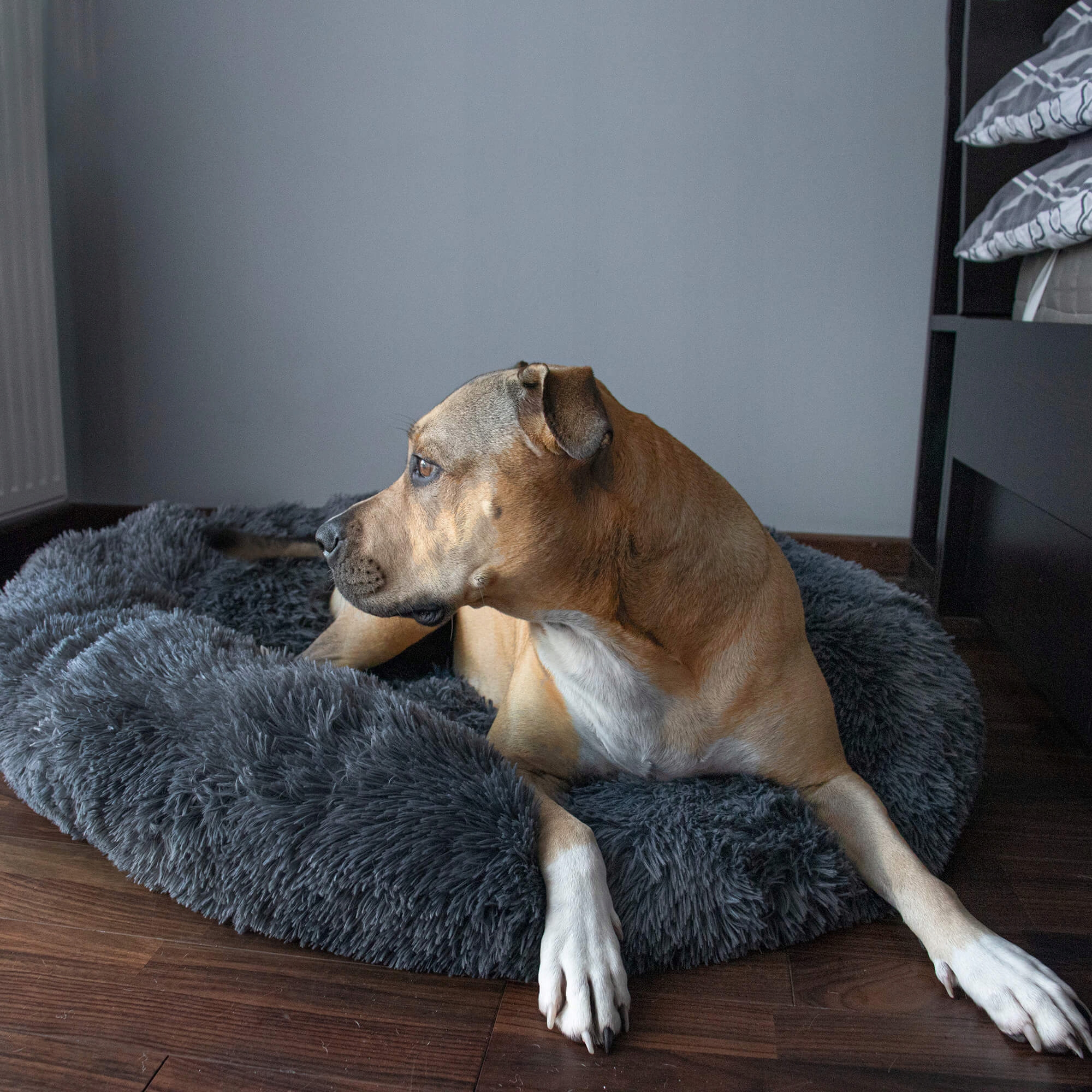 Pat Sersimo pentru caini si pisici, cu husa detasabila, gri inchis, diametru 80cm Household NewTrend