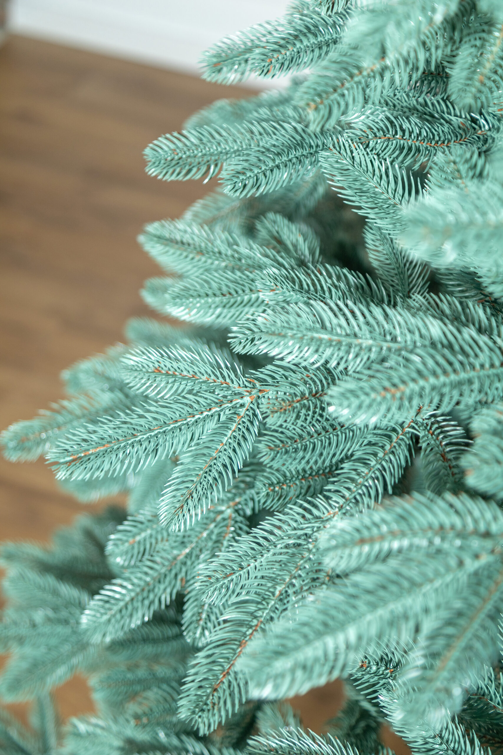 Brad artificial Christmas Deluxe by Sersimo, Laponia Select argintiu, integral 3D, 230cm Household NewTrend