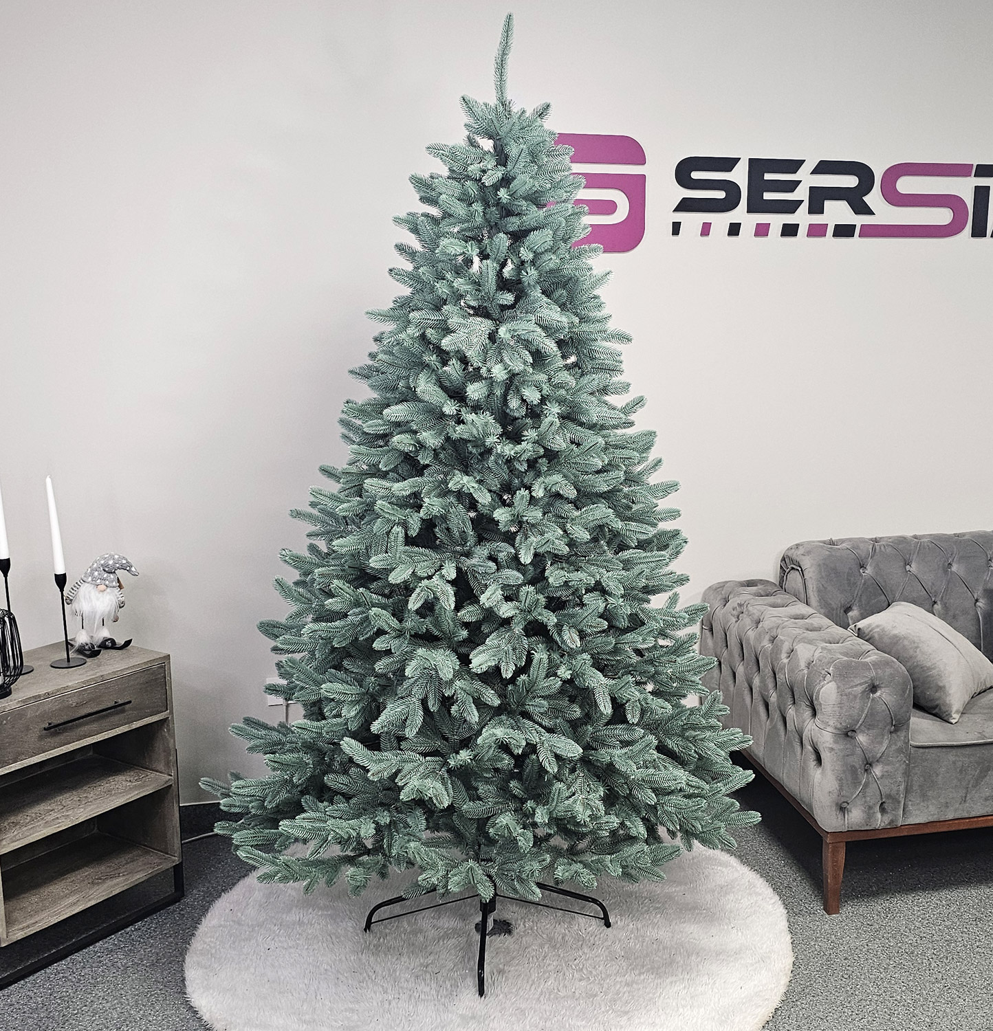 Brad artificial Christmas Deluxe by Sersimo, Laponia Select argintiu, integral 3D, 230cm Household NewTrend