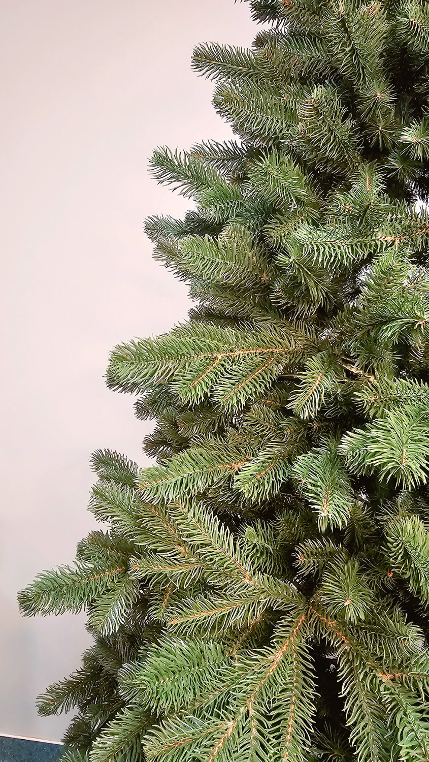 Brad artificial Christmas Deluxe by Sersimo, Kovalivka Select, integral 3D, 180cm Household NewTrend