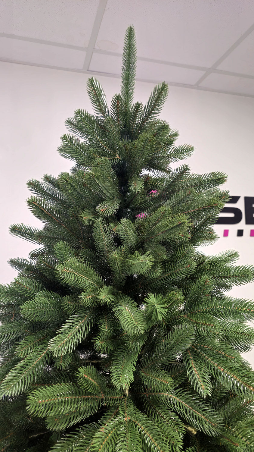 Brad artificial Christmas Deluxe by Sersimo, Laponia Select, integral 3D, 210cm Household NewTrend