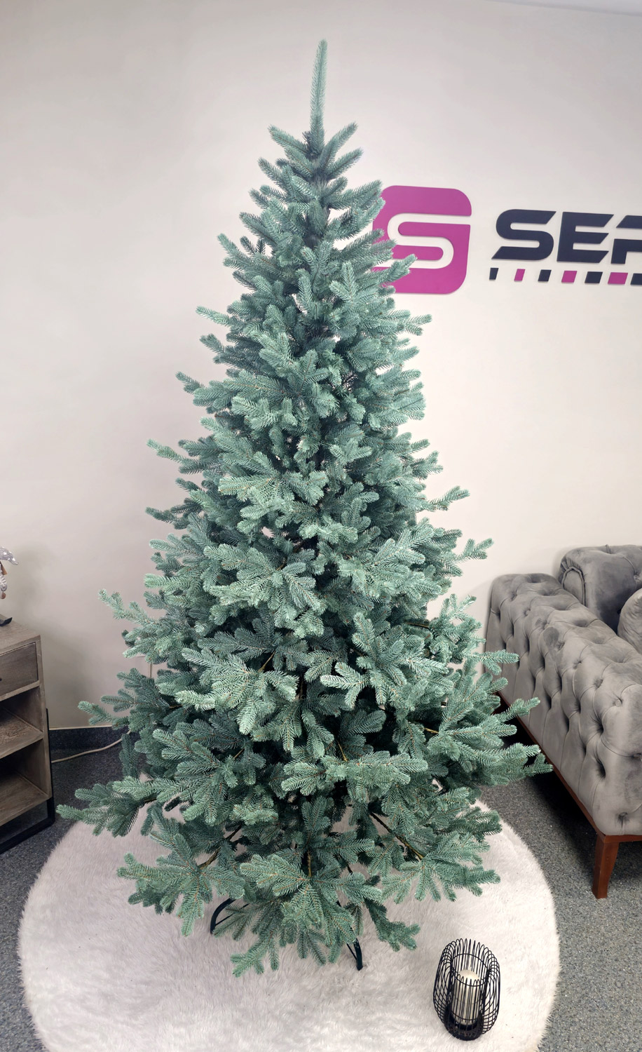 Brad artificial Christmas Deluxe by Sersimo, Viena Select argintiu, integral 3D, 210cm Household NewTrend