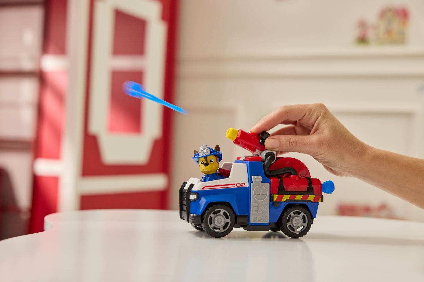 PATRULA CATELUSILOR VEHICUL DE SALVARE MASINA DE POMPIERI SI FIGURINA CHASE SuperHeroes ToysZone