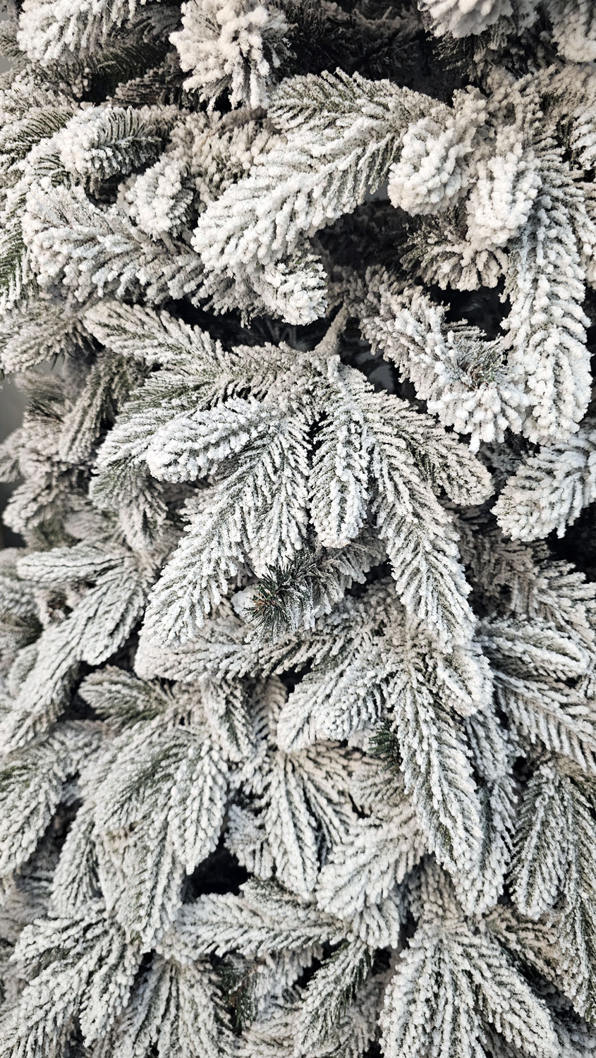 Brad artificial Christmas Deluxe by Sersimo, Global nins, mix 2D+3D, 250cm Household NewTrend