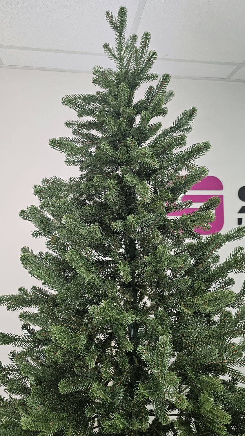 Brad artificial Christmas Deluxe by Sersimo, Viena verde, 3D, 250cm Household NewTrend