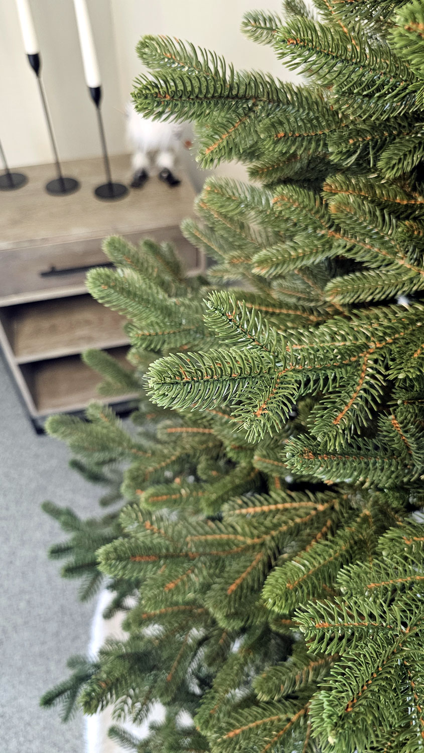 Brad artificial Christmas Deluxe by Sersimo, Viena verde, 3D, 250cm Household NewTrend