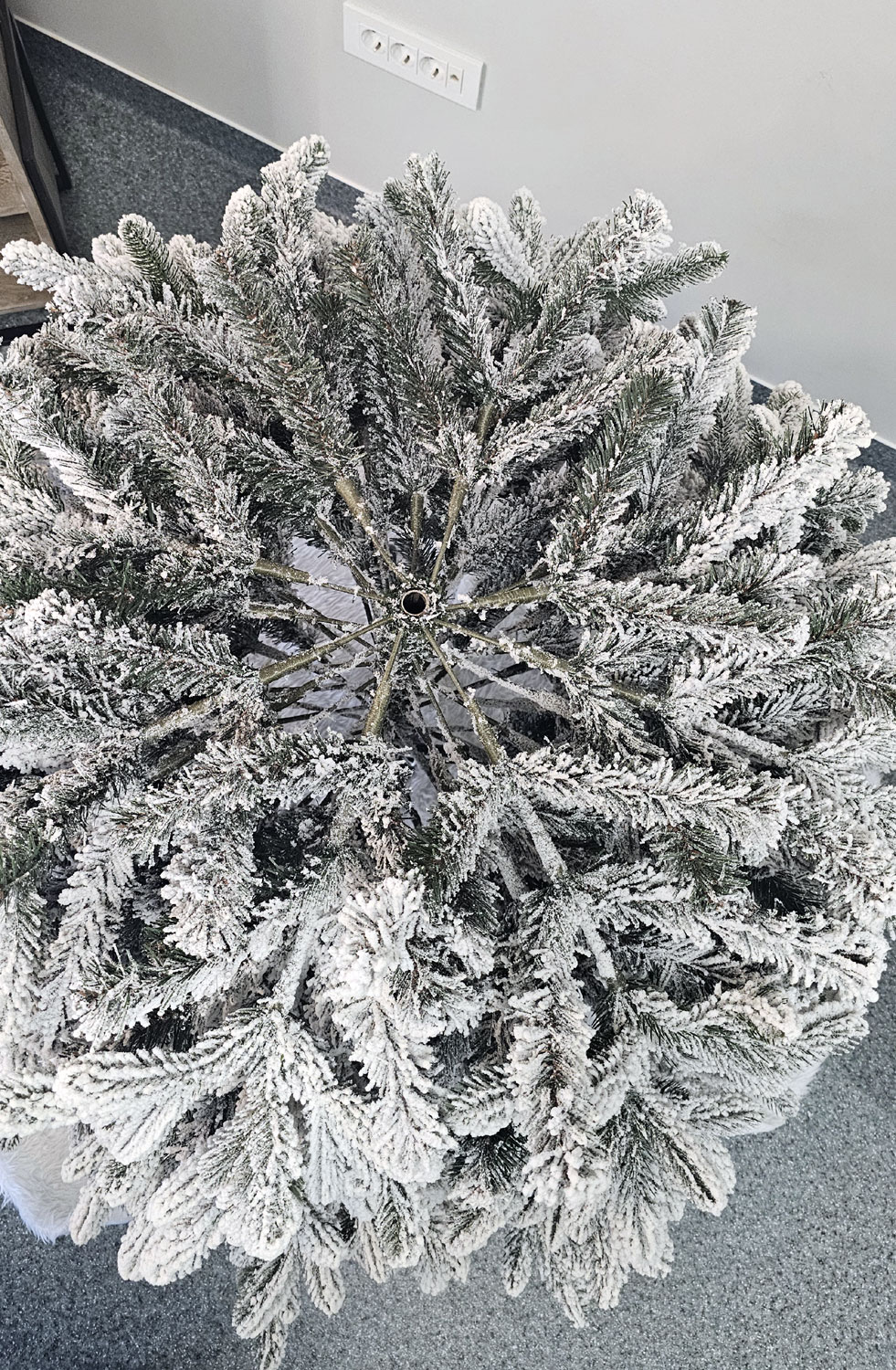 Brad artificial Christmas Deluxe by Sersimo, Global nins, mix 2D+3D, 210cm Household NewTrend