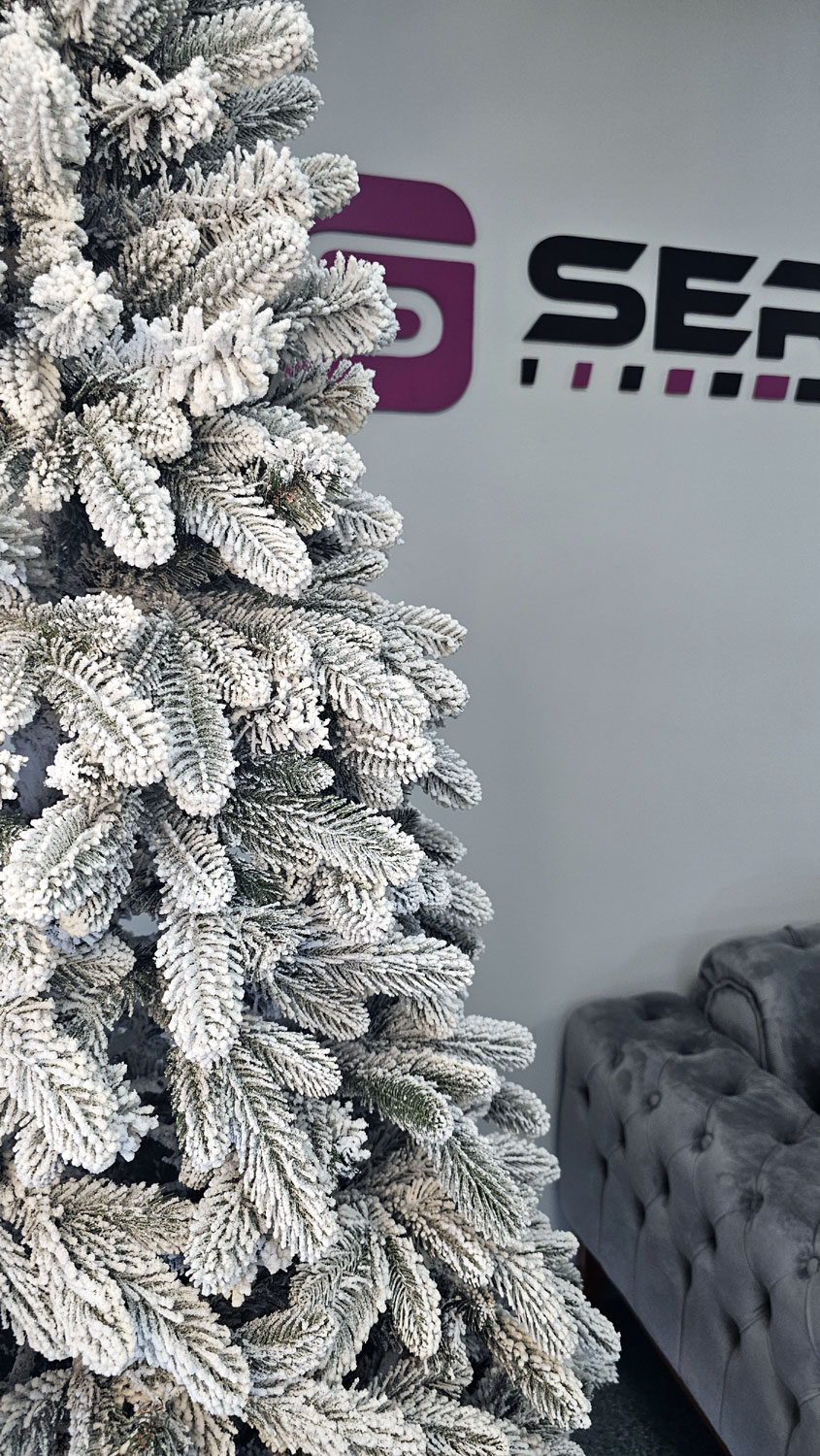 Brad artificial Christmas Deluxe by Sersimo, Global nins, mix 2D+3D, 210cm Household NewTrend