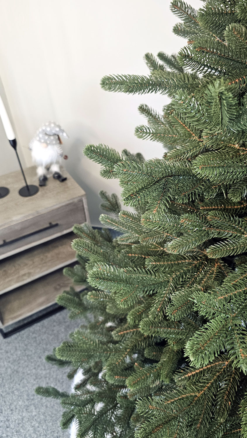 Brad artificial Christmas Deluxe by Sersimo, Viena verde, 3D, 230cm Household NewTrend